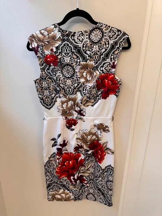 Floral Cocktail Dress - Picture 3 of 3